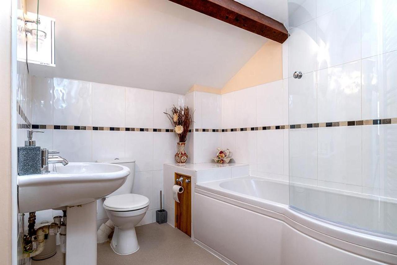 Tregarnedd Cottage Llangefni Esterno foto